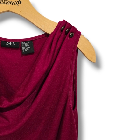 RQT Women's Plum draped neckline sleeveless blouse - small - Picture 2 of 6